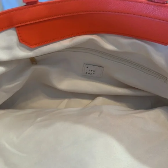 A new day tote bag - Picture 2 of 4